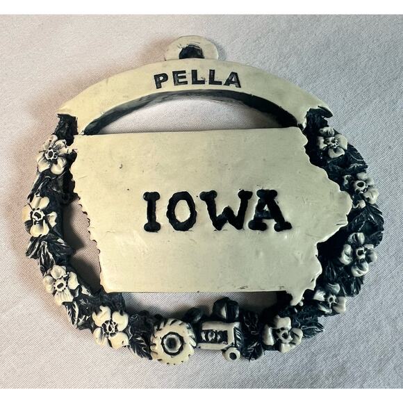 Pella Iowa Marble Christmas Ornament Blue Off‎ White - Picture 2 of 4